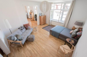 Modern design im klassischem Altbau, Weimar